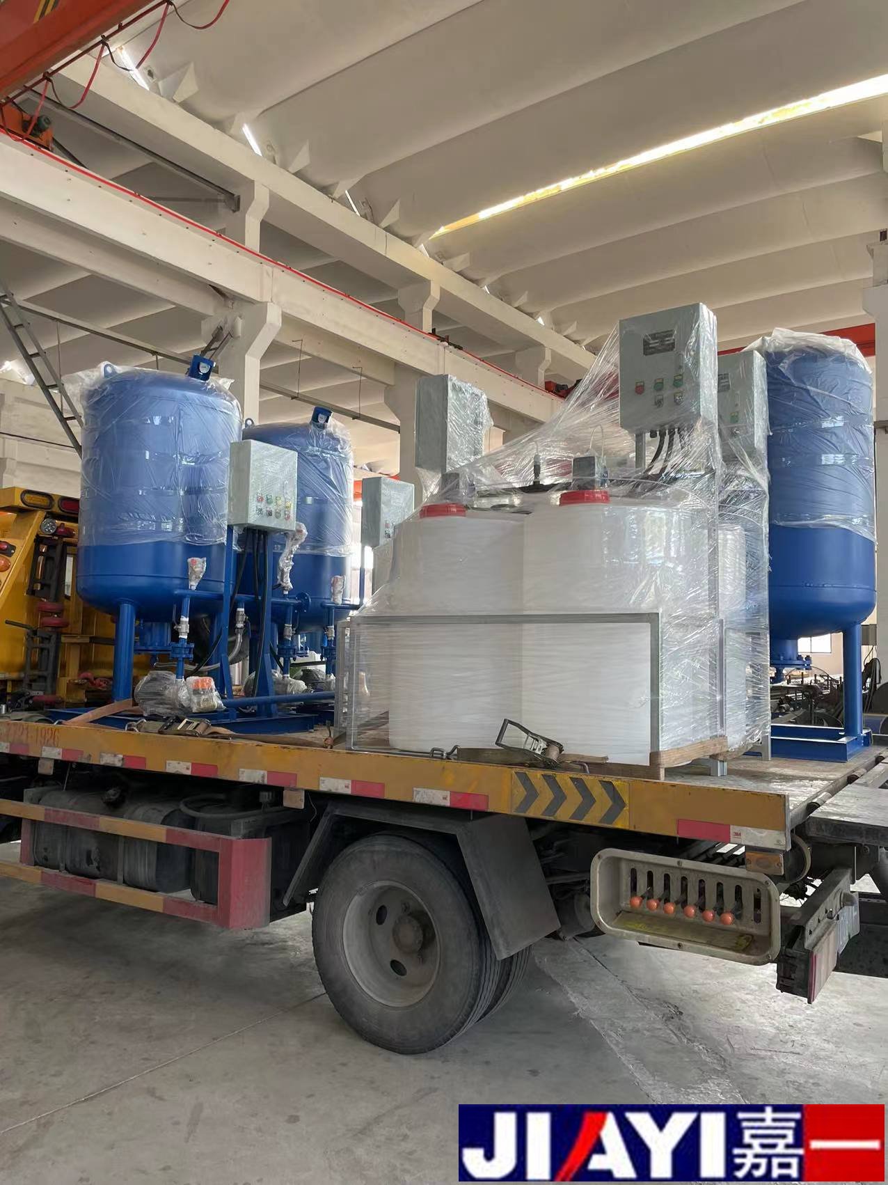 浙江海寧專車發(fā)貨定壓補水機組3套+全自動加藥裝置3套